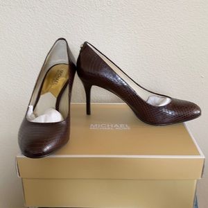 Michael Kors Flex pump